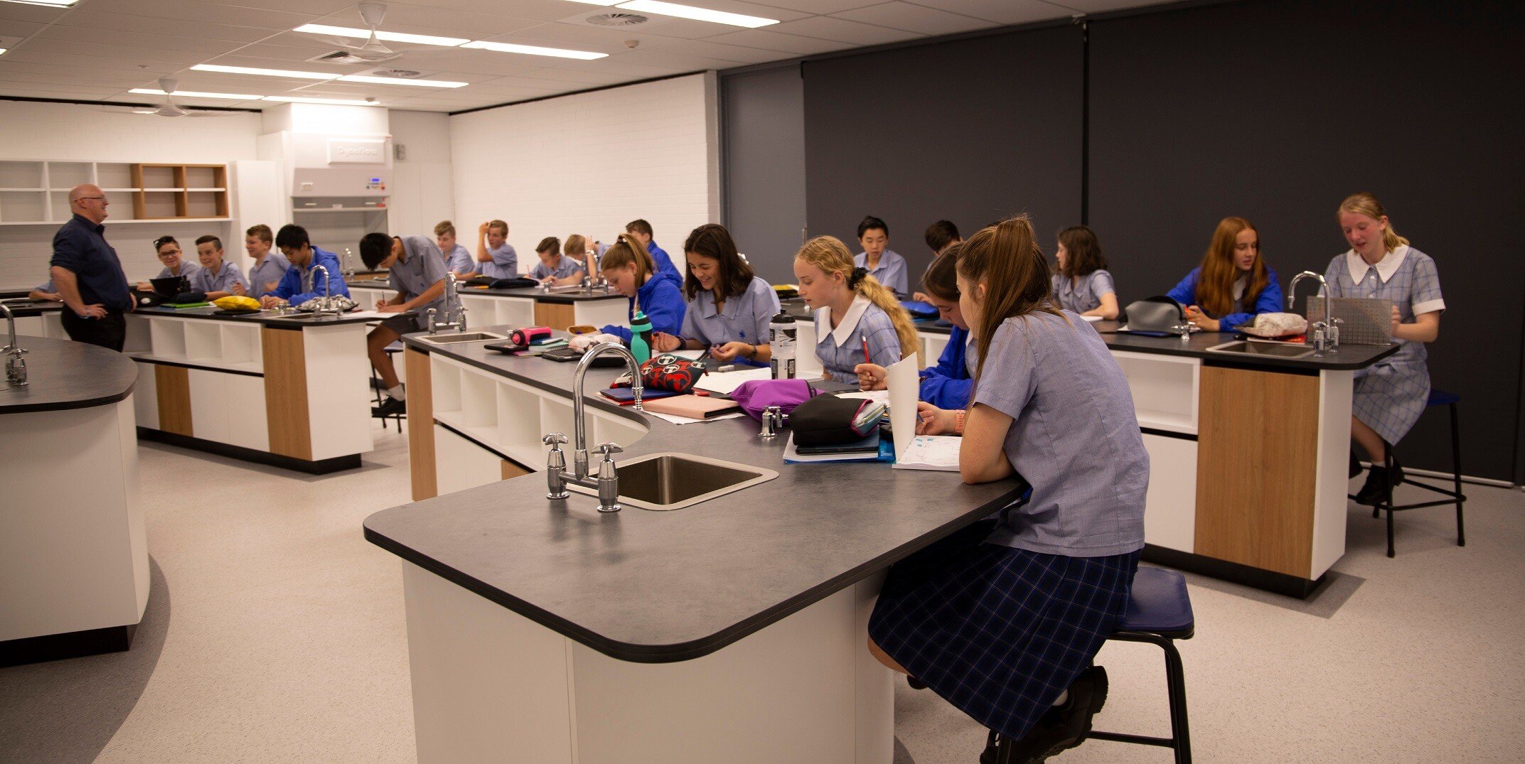 School-Science-laboratory